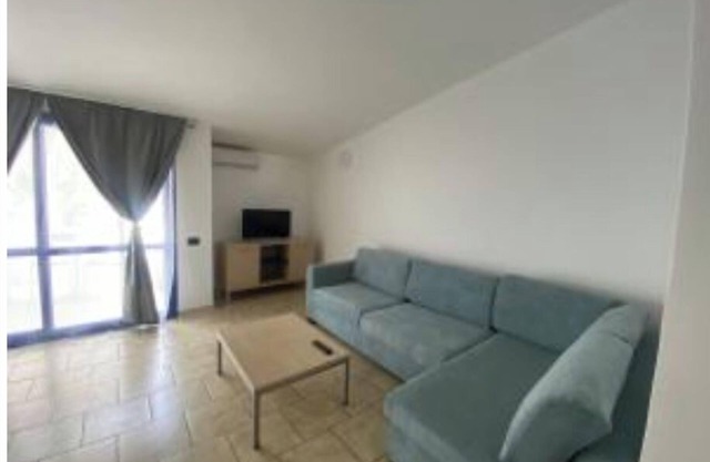 Apartment with pool 200m from the beach