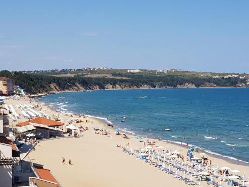 Apartment with Sea View in Obzor Beach