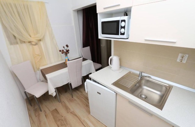 Apartments and Room Tattoo (111881-A3) - Makarska