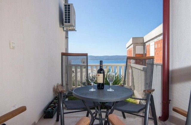 Apartments Djani (31111-A3) - Mimice