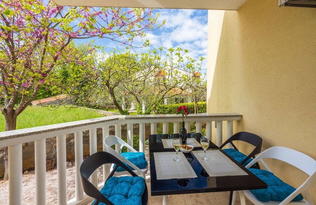 Apartments Vesna (67891-A1) - Malinska - island Krk