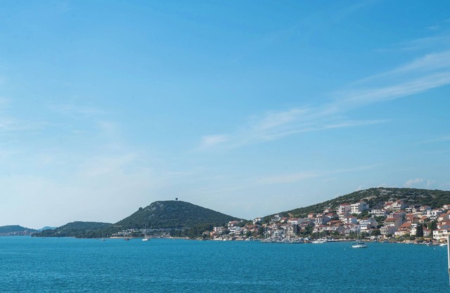 Apartments Branko (24641-A3) - Tisno - island Murter