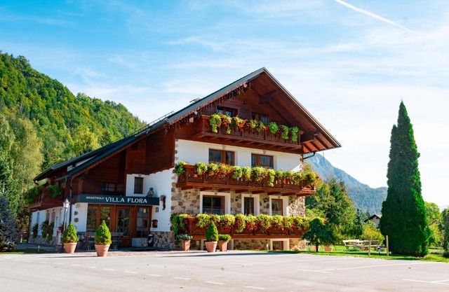 Apartments in Villa Flora