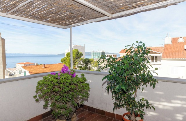 Apartments Jadro (10474-A1) - Makarska