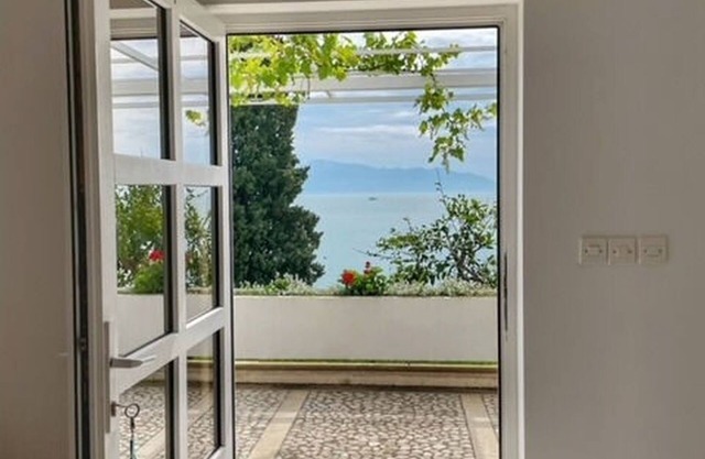 Apartments Sea View (105461-A1) - Brist
