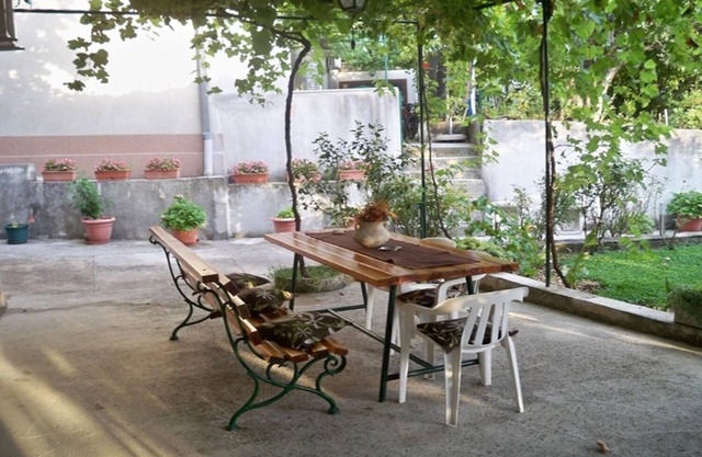 Apartments Sini (10227-A3) - Makarska