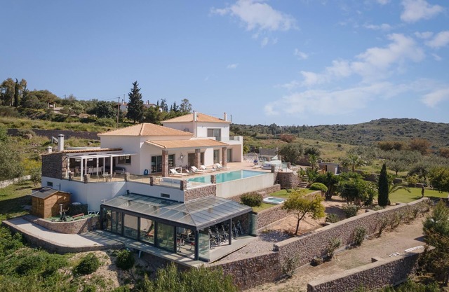 Aphea Retreat Villa
