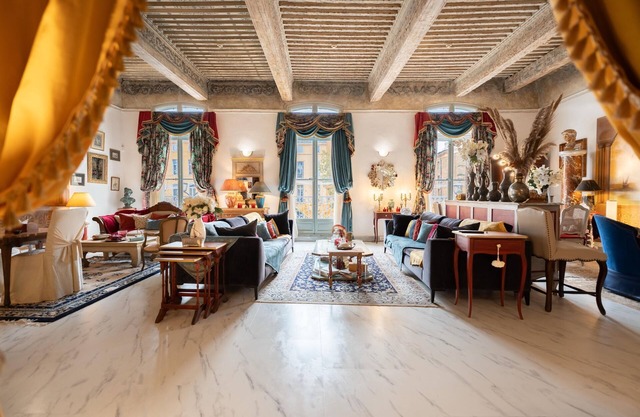 Appart de Luxe : Le Petit Trianon au Cœur D'aix-en-provence