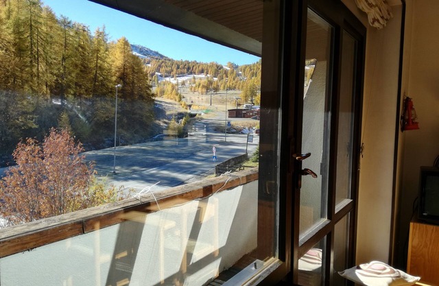 Appartamento Bilocale 5 Posti Letto Fronte Montagne e Piste da sci