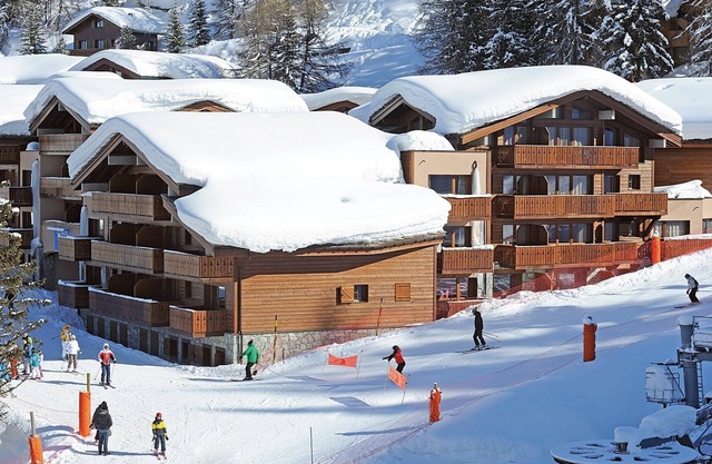 Appartement pour 4 | 20m des pistes + piscine!