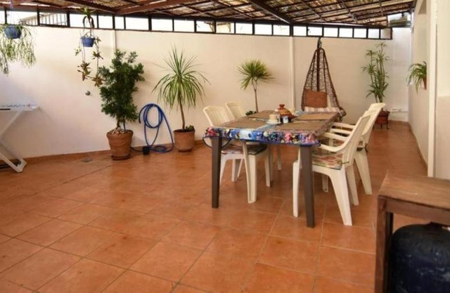 Appartement Élégant et Climatisé au Centre avec Terrasse - Proche Plage et Attractions !
