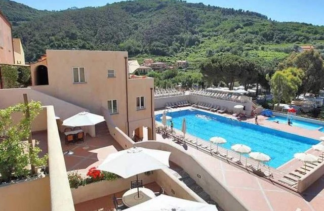 Appartement 3 étoiles - Piscine - ccb0dhb