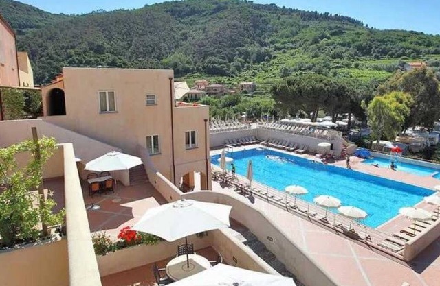 Appartement 3 étoiles - Piscine - ccb0dgh