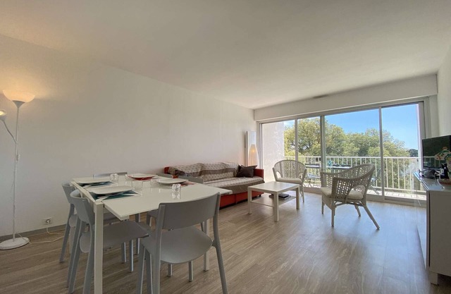 Appartement 4 pièces/6 couchages – proche plage - LE POULIGUEN