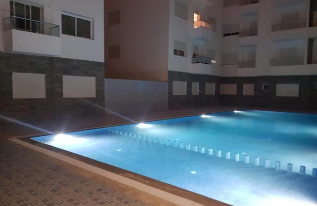 Appartement avec piscine, 1min de la plage
