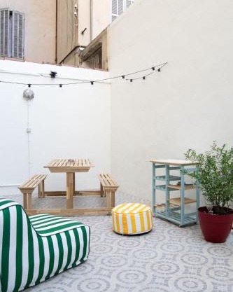 Appartement avec terrasse authentique à Marseille