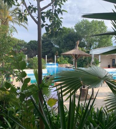 Appartement Cosy Confort PARK CLIM WIFI LINGE INCLUS complexe non inclus l'été