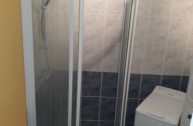 Appartement en Résidence - En Face de la Plage des Sables Blancs à 50m