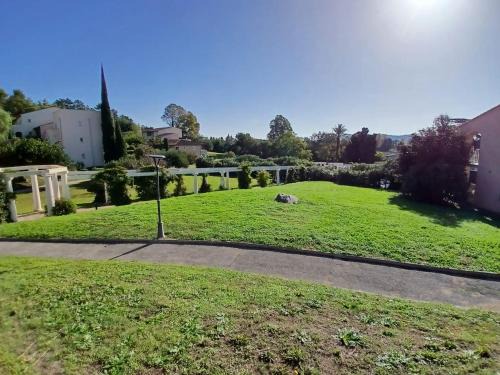 Appartement Grimaud bord de mer