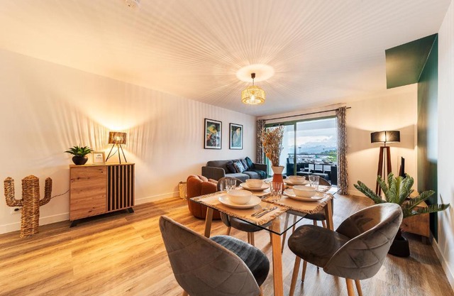 Appartement spacieux avec vue