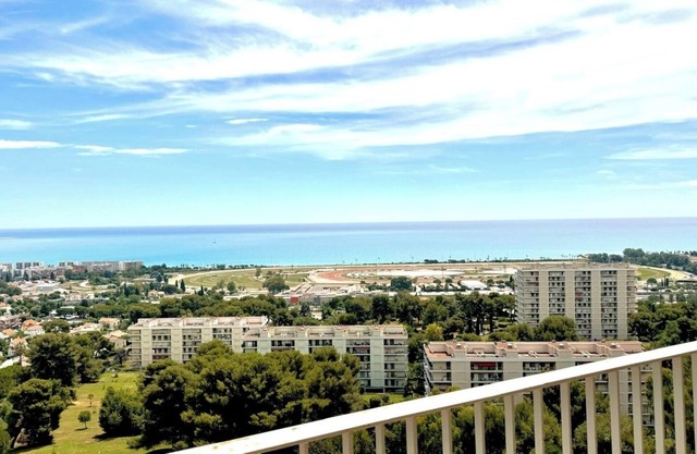 Appt 2 bd-4 pers-Pool wifi Tennis Park-Sea view