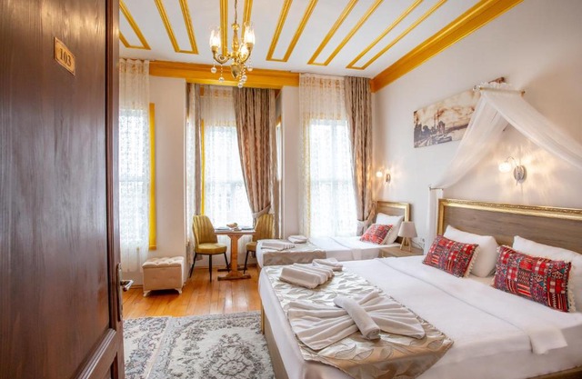 April Story Apart Hotel