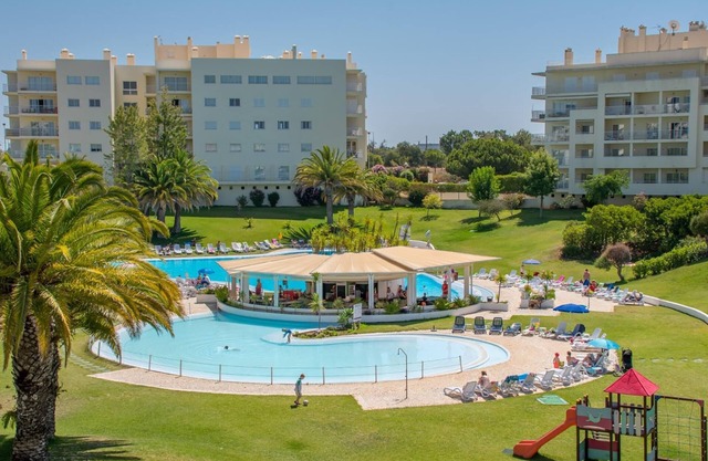 Apt. Marachique 317, with AC & communal pool
