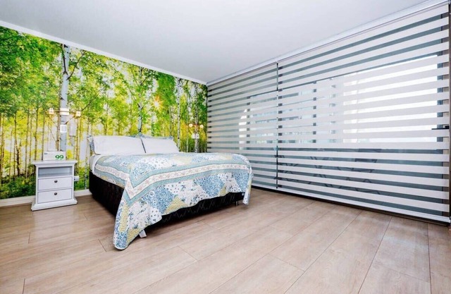 Arauco Retreat w/Parking, Pool, next to shopping