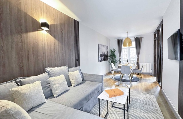Arc de Triomphe - Apartment for 4 people