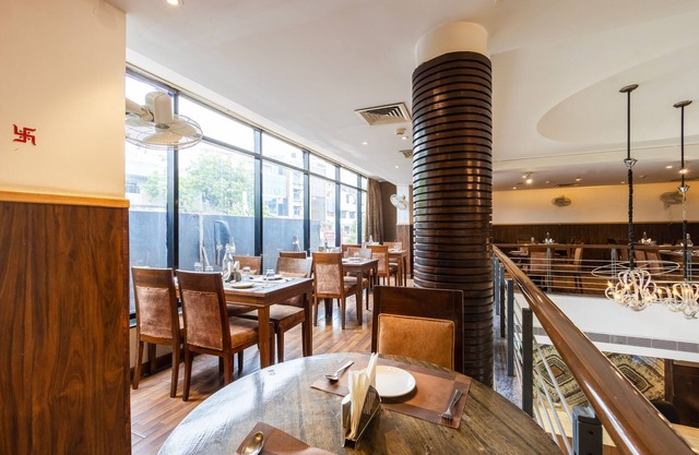 Arch Plaza - Near Yashobhoomi Convention Centre Dwarka