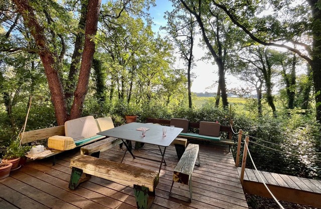 Architect-designed house in the Aix countryside