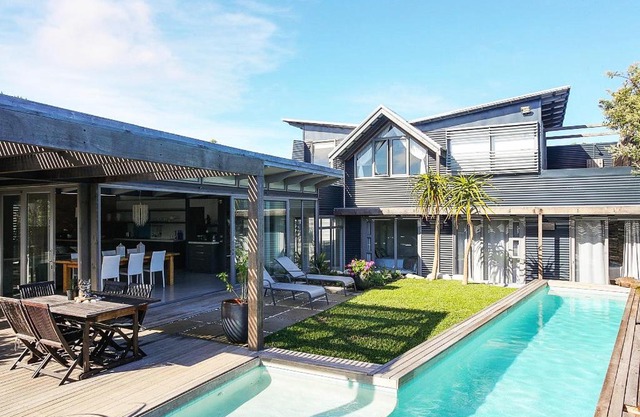 Architectural Beach Villa on Beach Estate - Klein Slangkop Kommetjie