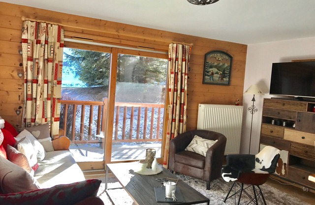 ARCS 1800 CHANTEL App 40M2, 1bedroom 4 pers Luxury residence with swimming pool, spa