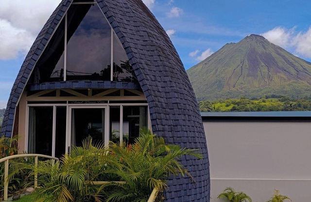 Arenal Dream View/Jacuzzi and hot springs