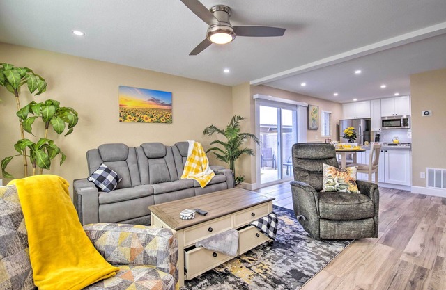 Arizona Condo w/Community Pool & Hot Tub