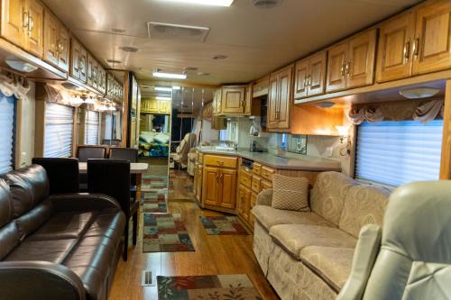 Art Rv motorhome