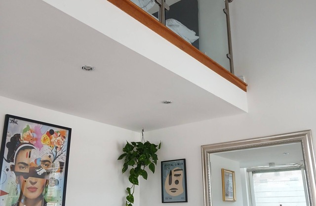 Arty loft in central cardiff