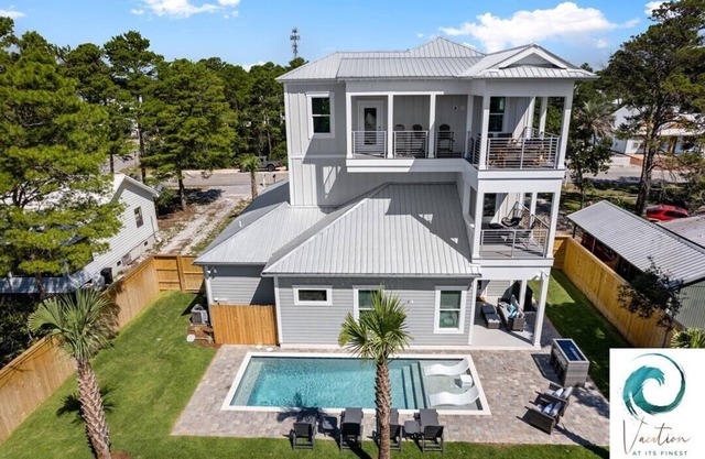 Ash in the Sand - Private Pool/Golf Cart/6 Bikes/Game Room