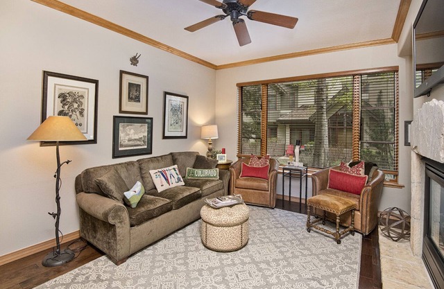 Aspenwood Lodge | Ski-In Ski-Out 2 BD Condo in Arrowhead