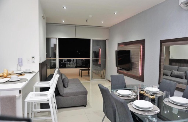 Asuncion Gracia Suites Mondrian