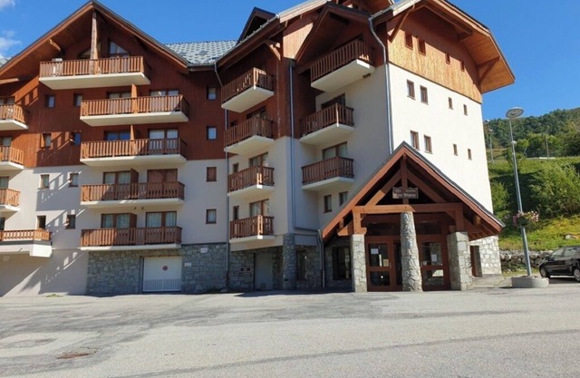 At the foot of the slopes, 4-person apartment, St François longchamp 74