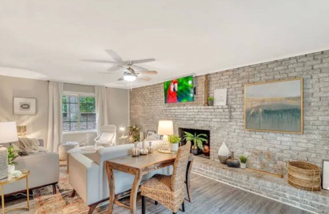ATH - Sleeps 8 - 4 Beds - Pet friendly - Dupree