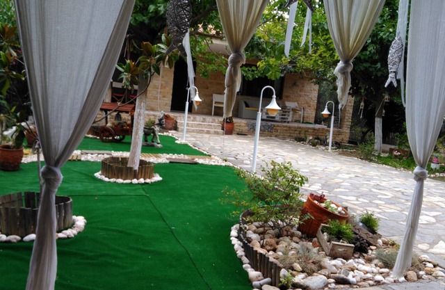 ATHINA'S HOUSE IDEAL HOLIDAY HOME