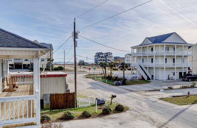 AUG REDUCED RATES! Modern Pet Friendly Home ~Ocean & ICW Views + Elevator