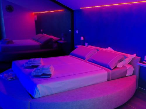 Aurora Rooms and Suite