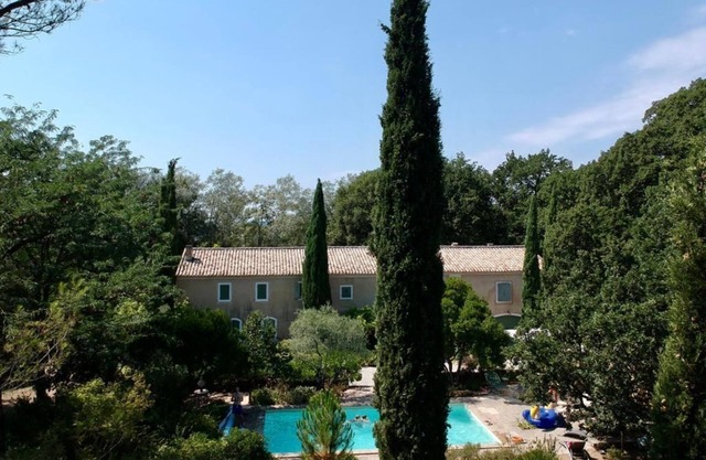Authentique mas Provençal Avec Piscine et Cour