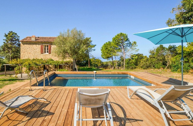 Awesome home in Coti-Chiavari