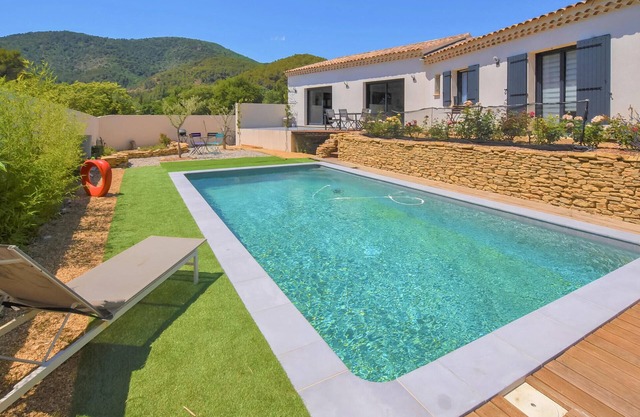 Awesome home in Propiac with WiFi