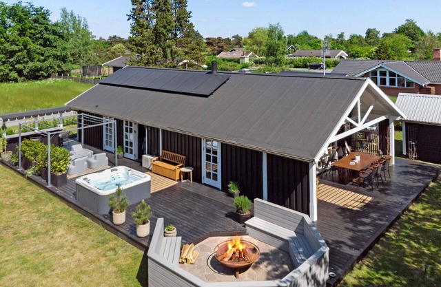 Awesome home in Rødby with sauna