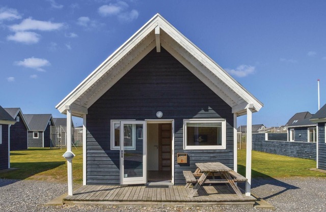 Awesome home in Thyborøn with WiFi